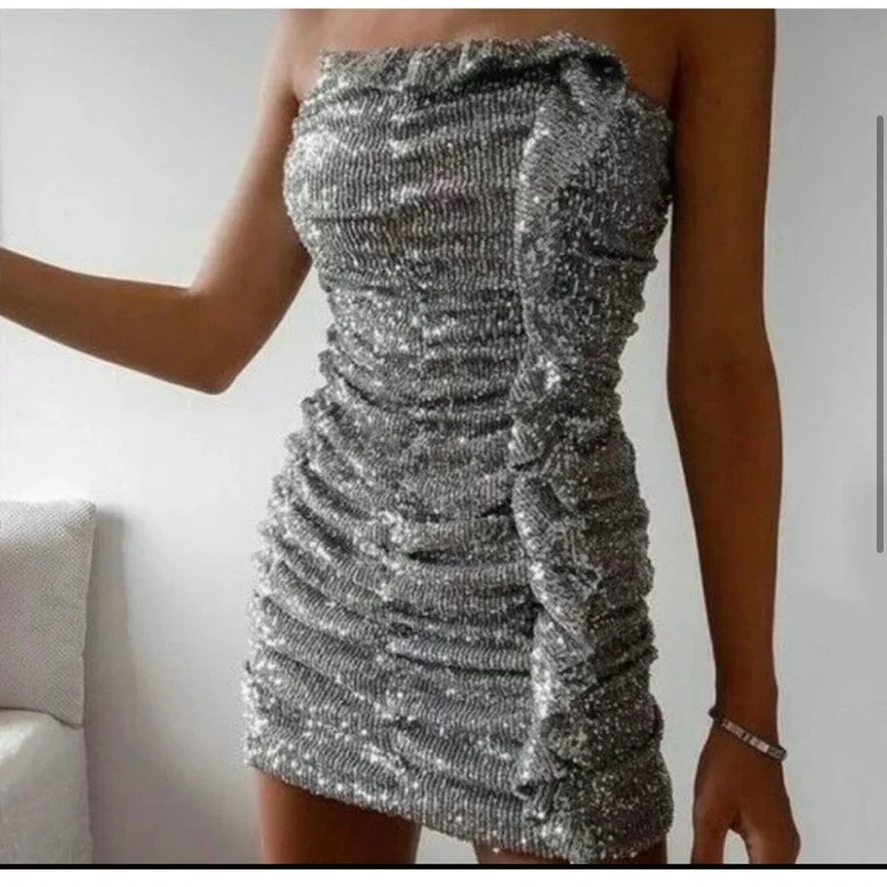 Zara silver mini dress med special edition - Picture 2 of 2